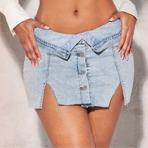 Mini skirt front side split